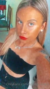 Hello my love today i woke up very hot and it is saturday do you want