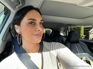 Your daily dose of glamour and glow-up part 1