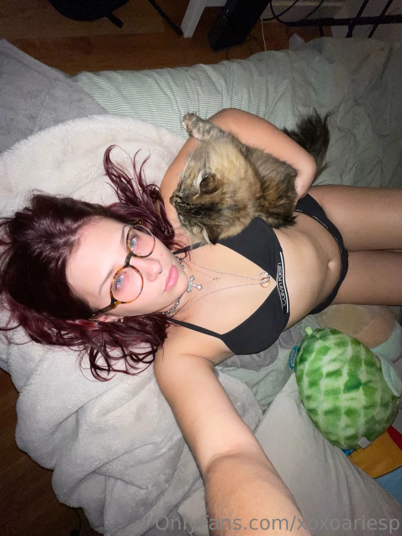 I wanna be back in bed 