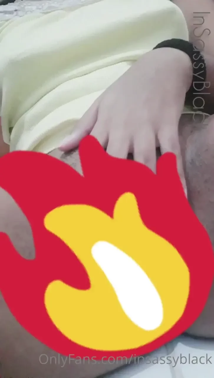 You want to see me masturbating my pussy was so wet that you can see 