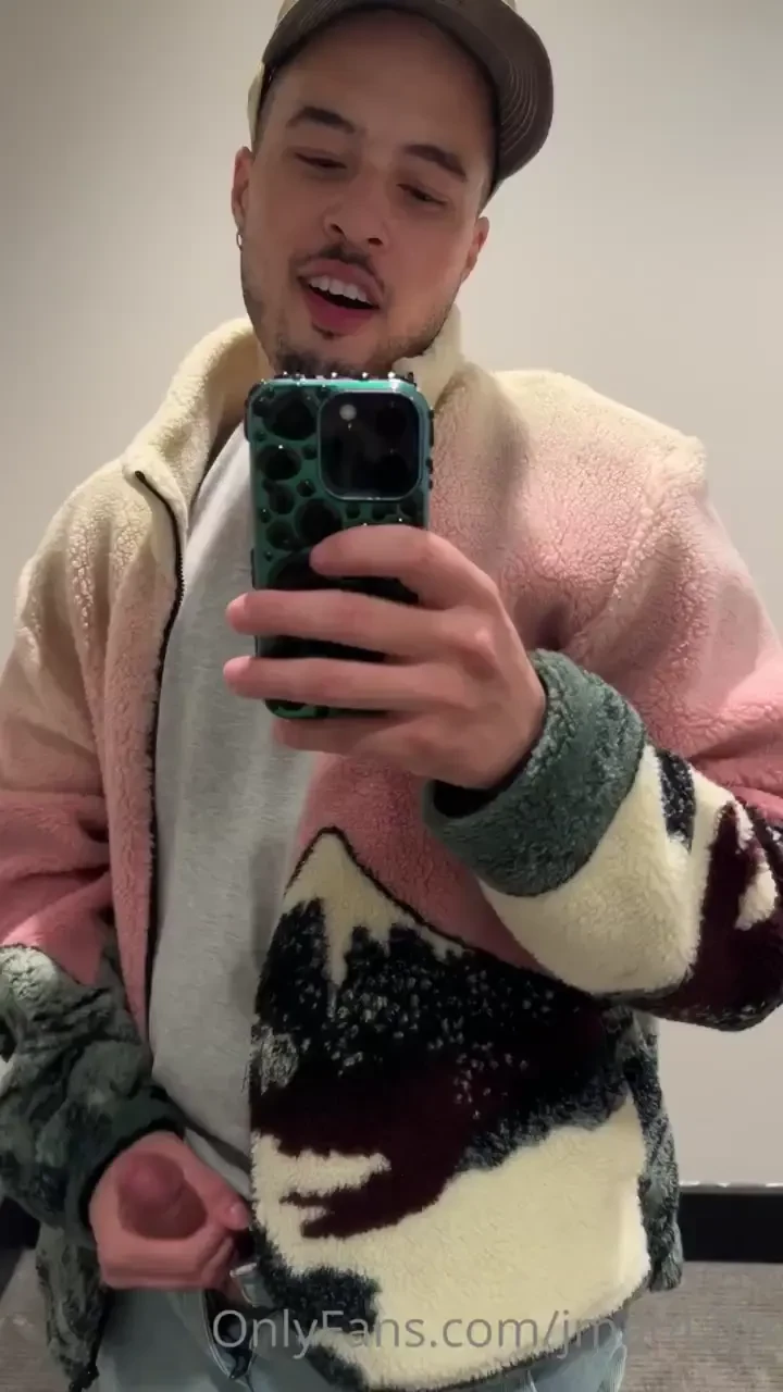 Pov you re at work and catch me in the dressing room like this you gon 