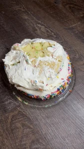 This poor cake couldn t handle my cheeks part 1