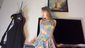 Cei for mummy joi cum in your hands and lap it up for me my love