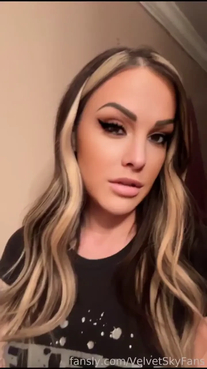 What that mouth do you got tongue skills too 