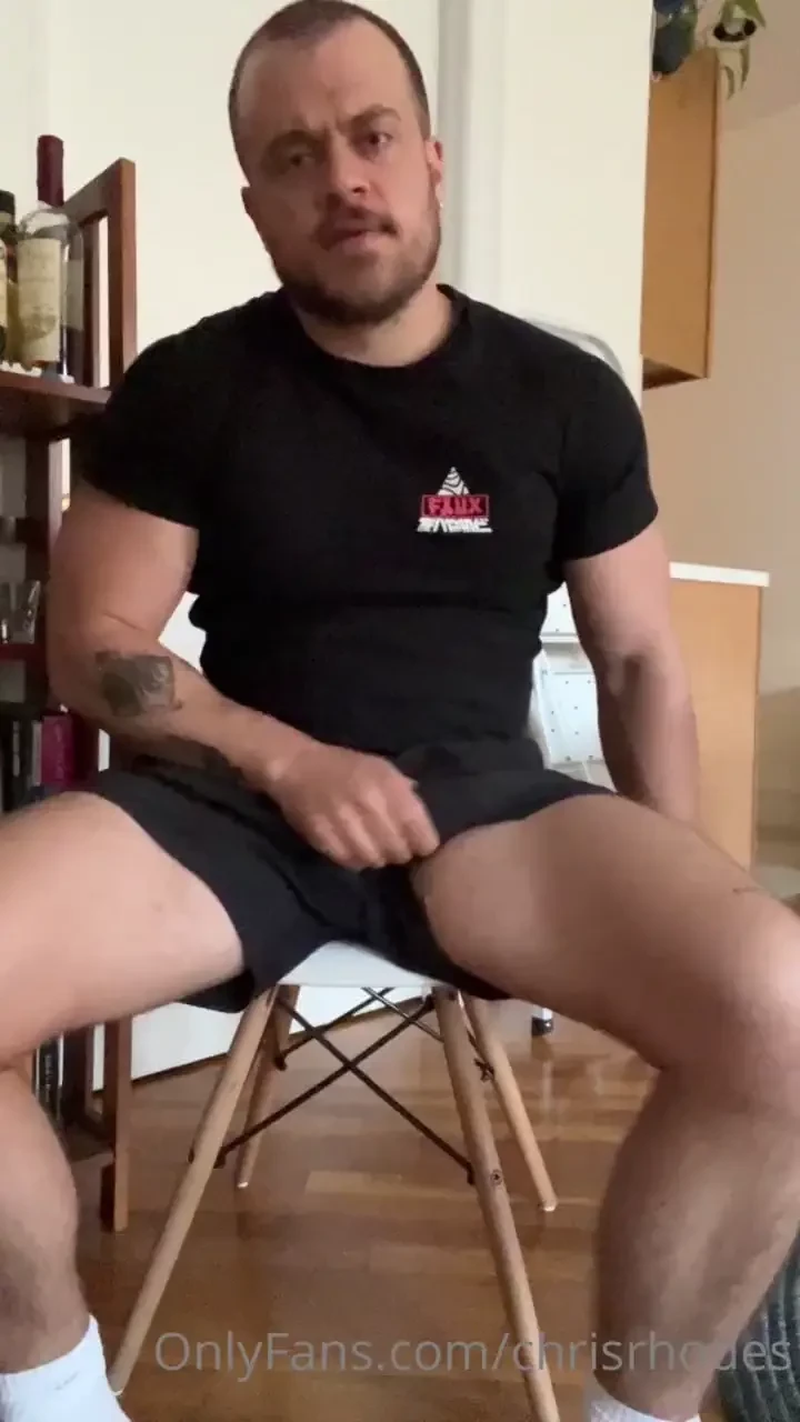 Edging all week got me in a mood wish i had someone here to submit to 