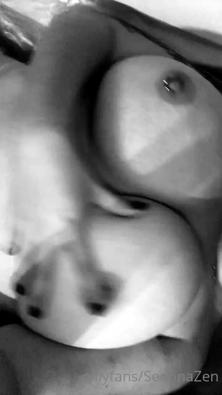 In love with tiddies 