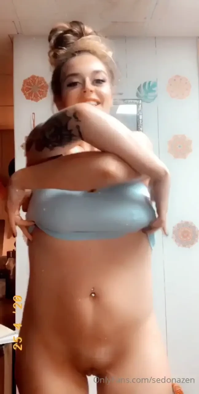 S t r i p who needs clothes anyways 