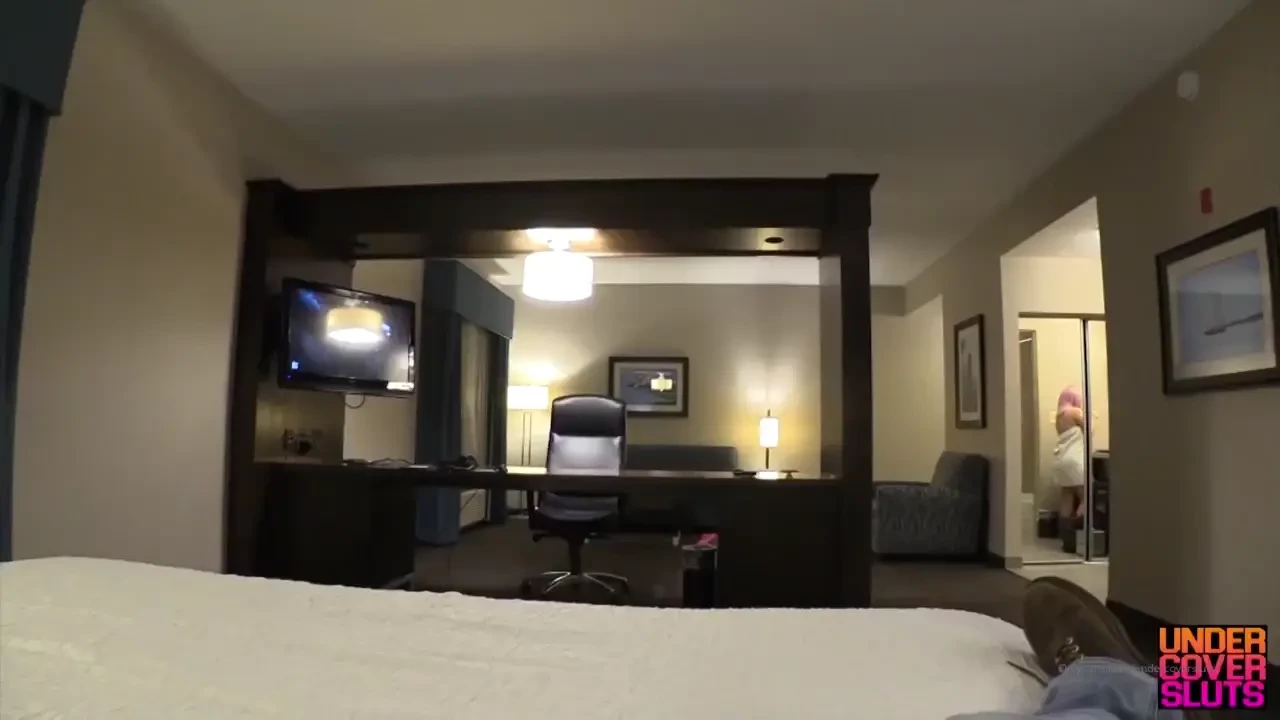 Busty lesbian daughter learns dick 