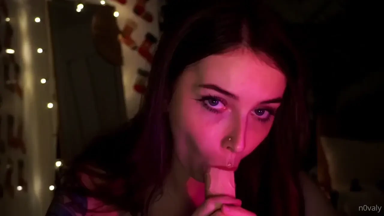 Yoooo this pink light bj show was so hawt but i didn t realize the 