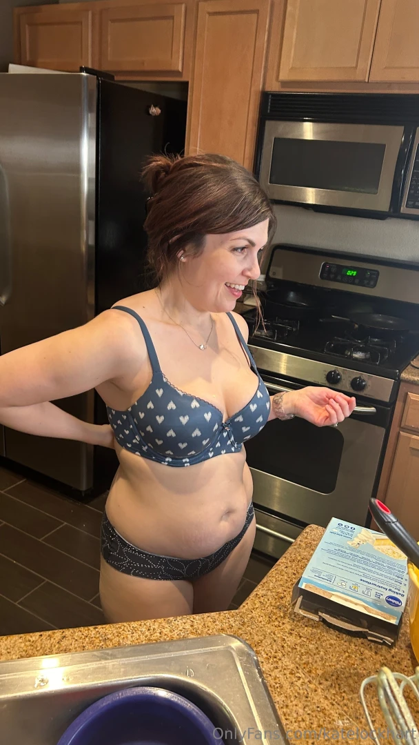 Spilled some batter on my tits will you lick it off 