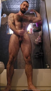 I hear y all want your bro to show his feet more is that right