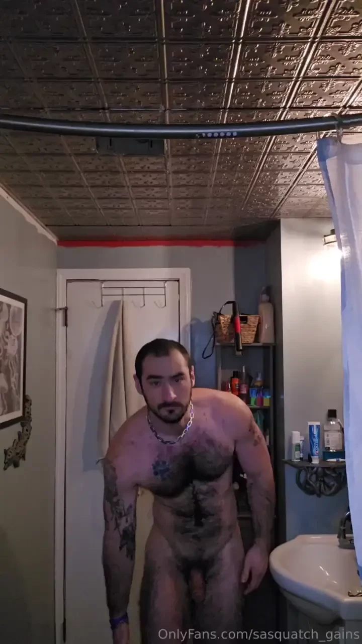 Just some casual pit stuff and flexing 