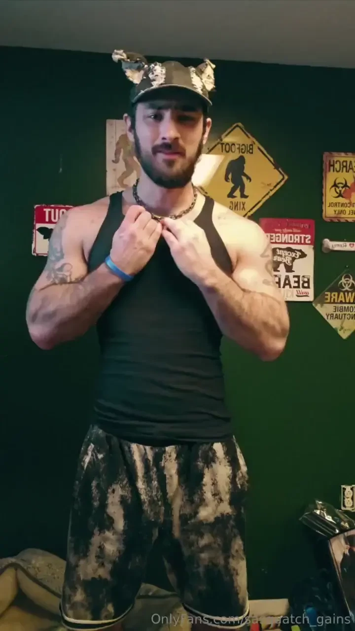 Friendly psa if you message me be kind i m a wild sasquatch we do not 