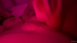 M s de mi pussy gordita siendo penetrada