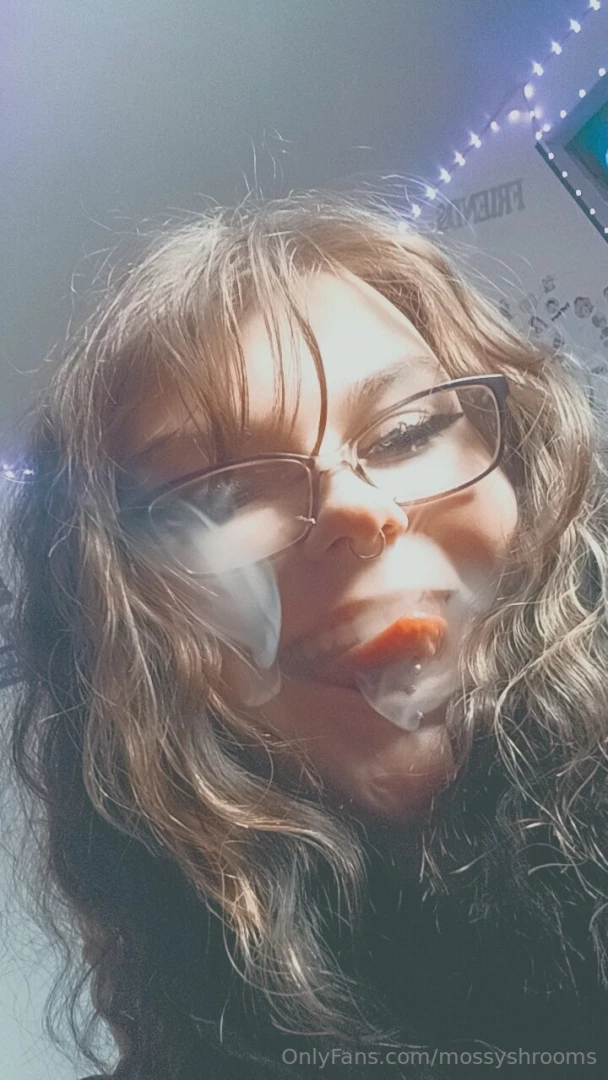 So so pretty today i can t wait to put on a show for you all later 