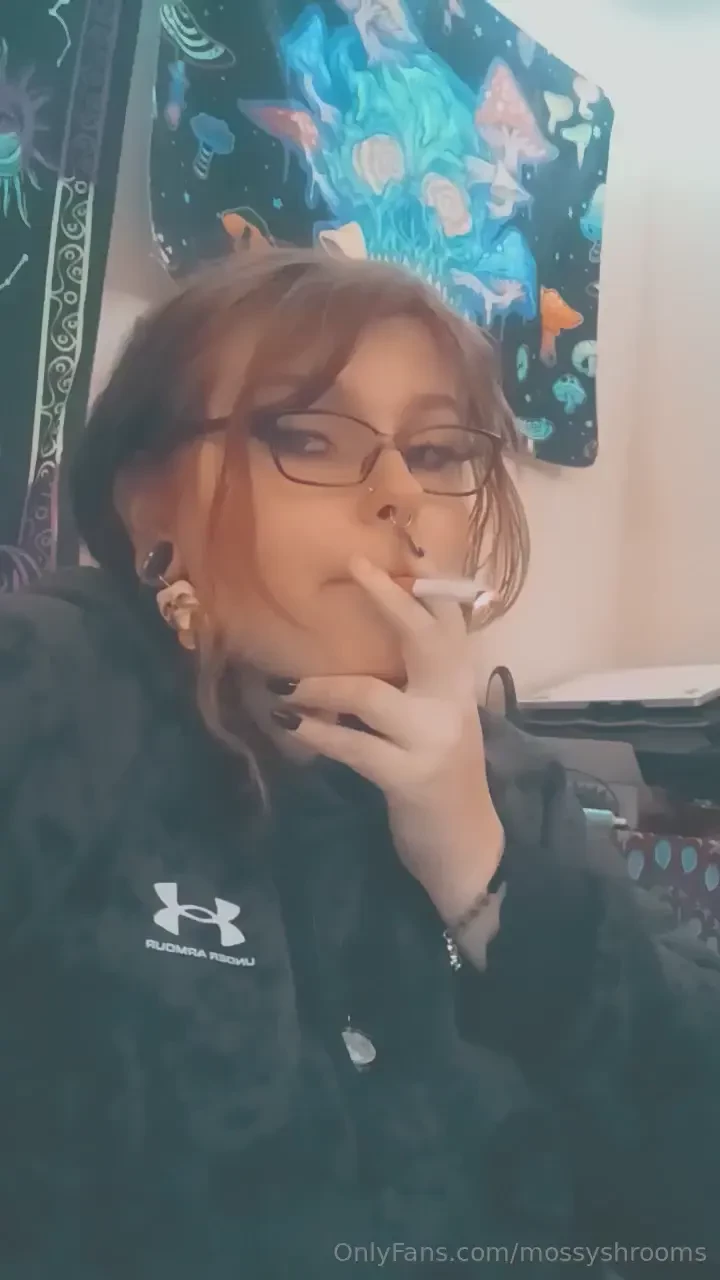 Anyone wanna smoke with me 