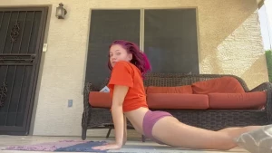 Good sunday morning this is part 1 of 2 clips sharing my yoga routine