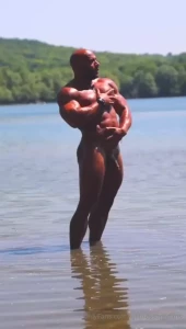 Who s joining me for a swim