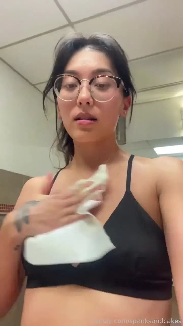 Sweaty but wishing to get sweatier asian petite smalltits smallboobs 