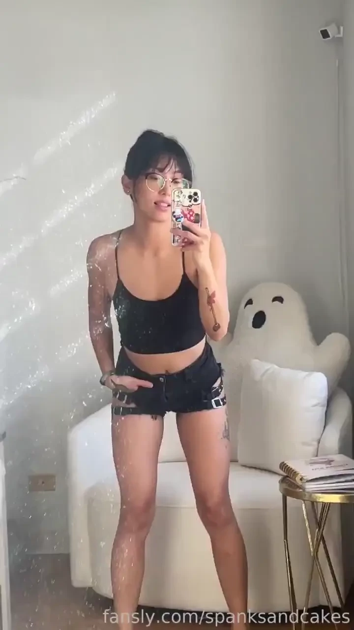 Dirty mirror or dirty glasses asian petite booyshorts cute cutegirl 