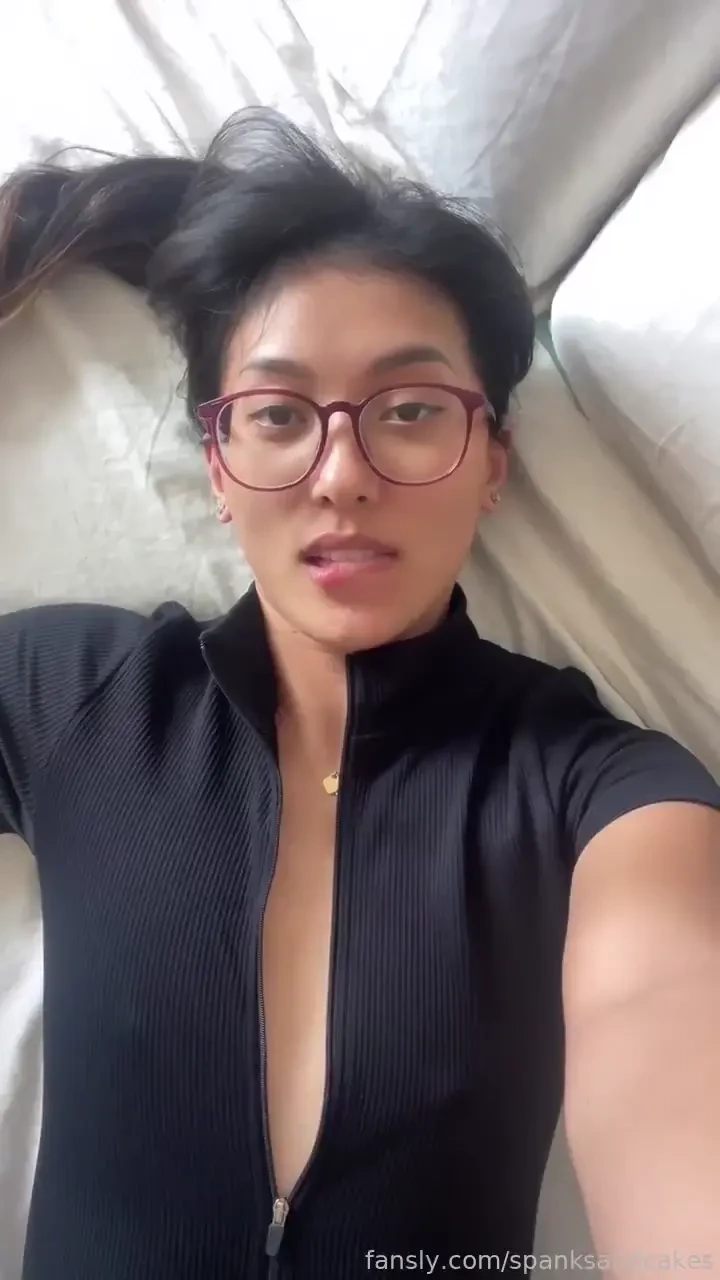 Stay in with me tonight asian asiangirl cute cutegirl tease glasses 