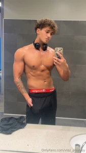 Wanna have fun at the gym with me