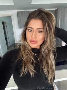 Too tempting to scroll past right