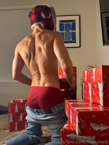 Merry christmas and happy holidays to all of you xo part 1