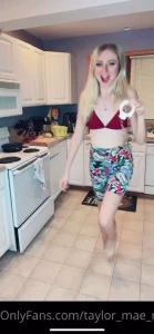 I love hand cuffs i wanna get some fuzzy ones