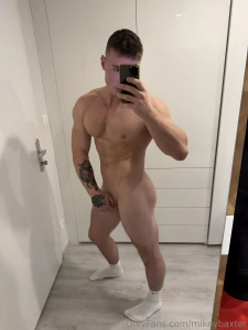 Feeling sexy and free who wants to play