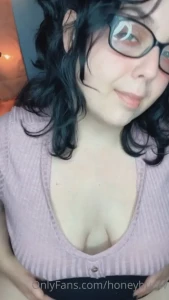 Wanna see me cum watch it sneak up on me almost immediately amp then