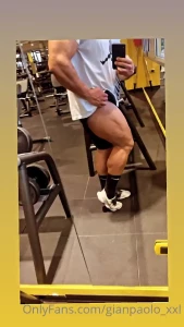Working out and rating my quads after lift