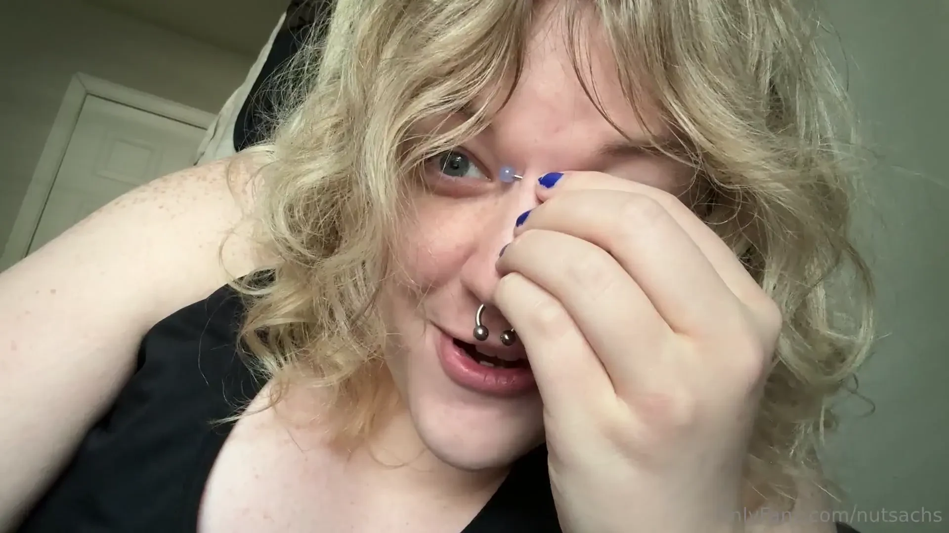 Small post bottom top surgery update boob reveal nd stuff 3 just kinda 