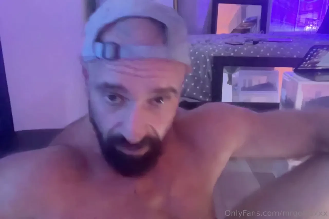 Are you a gold nugget get to know houghston as he gets deep with his 