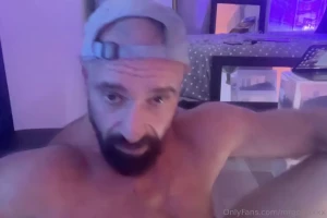 Are you a gold nugget get to know houghston as he gets deep with his