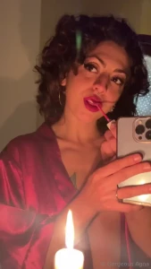 A real goddess right come i ll show you how to paint yourself like me
