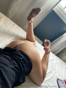 Which one of these pretty little dirty feet pics pics do you like the part 2