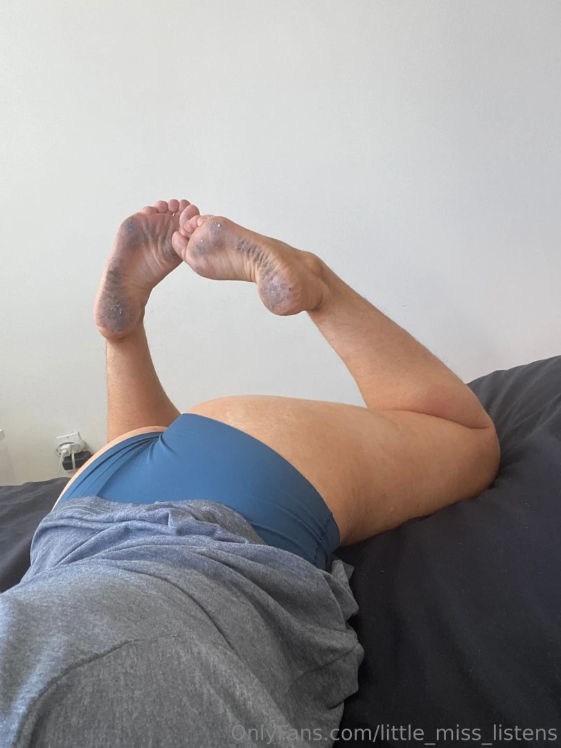 My floors were so messy but i usually like to broom and clean barefoot 