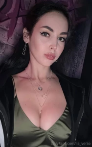 My look says more than words are you ready to immerse yourself in this