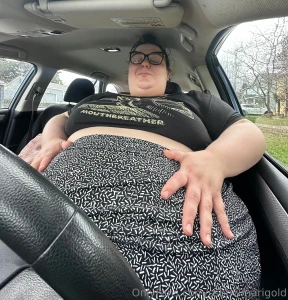 Well shit i went and got fatter again must be all the holiday eating i part 2