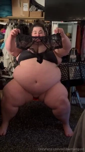 Squeezing my 6x body into 3xl panties ripping 4xl panties trying the