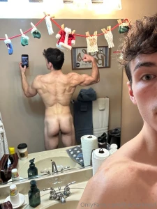 Merry christmas eve here s some post leg day pics