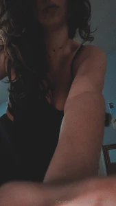 Do you like my outfit baby talk to me tell me how much you like it