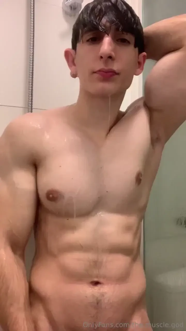 Lucky are these waters that can run down my body 