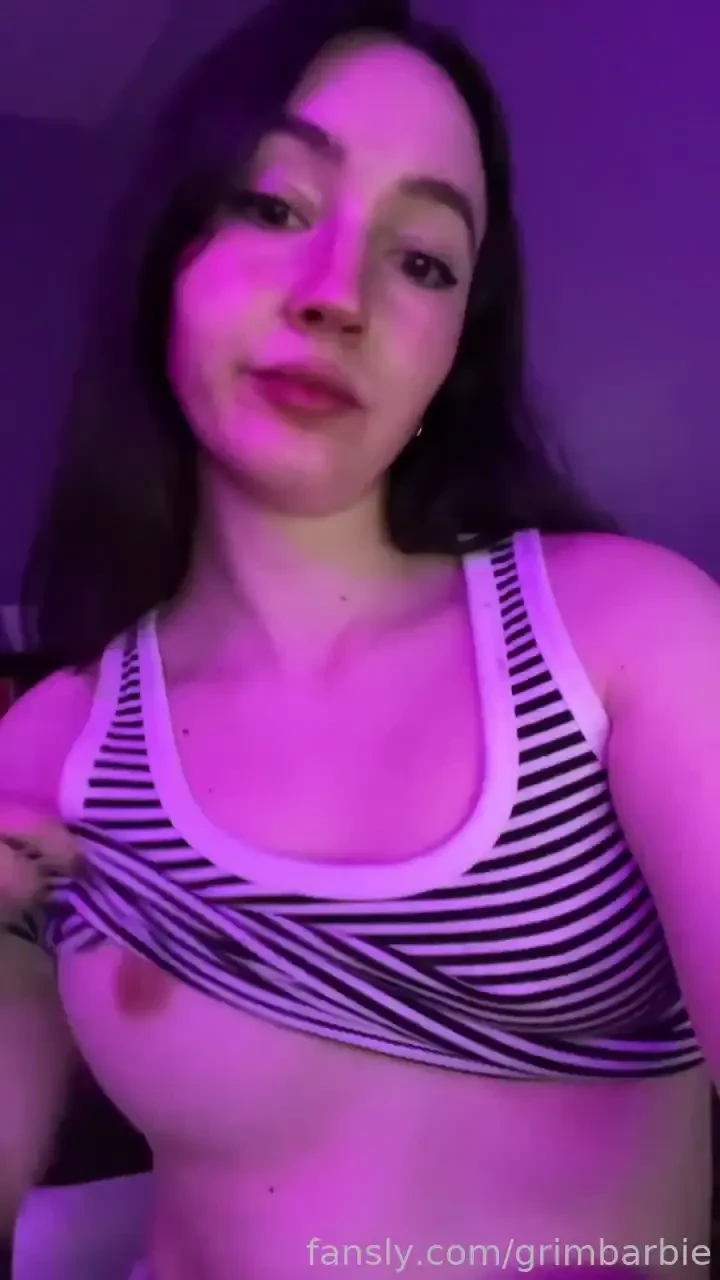 They re so perkyyy fyp smalltits perky goth emo altgirl petite 