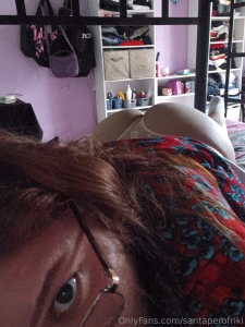 I have a new thong do you want to see it tengo una nueva tanga quieres