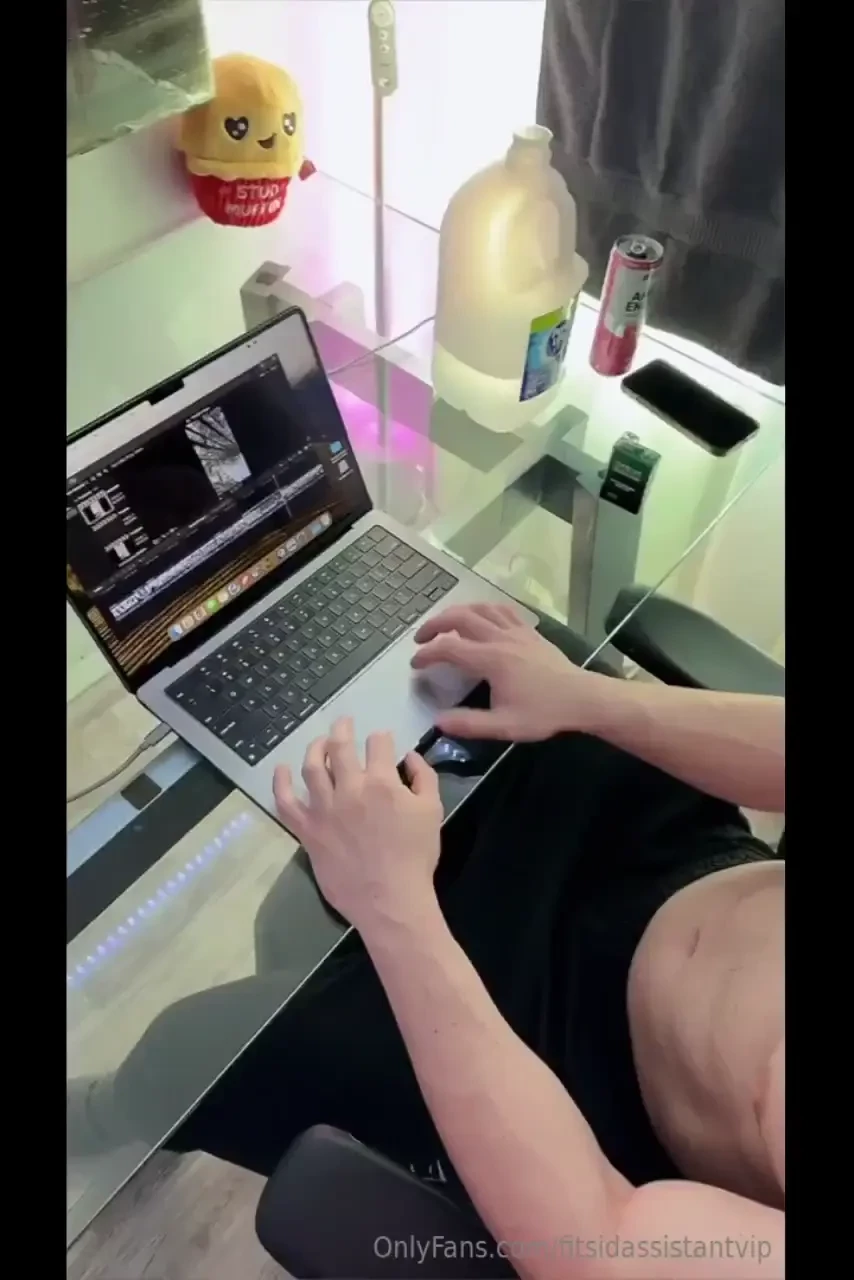 Surprising my assistant with a sloppy suck amp fuck walking in on him part 1 