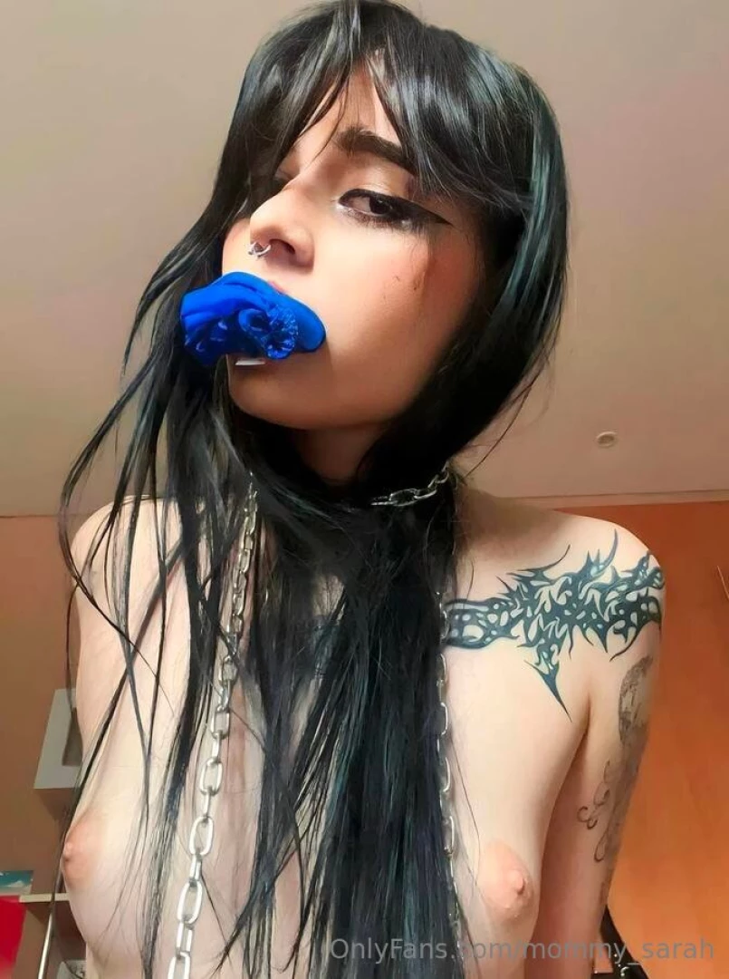 Sub for free and play with her tonight nefer_titi_xxx she is online part 68 