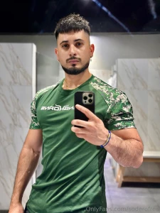 Estoy activo respondiendo mensajes privados obtene mi contenido