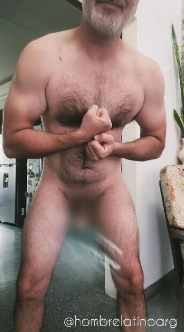 Hombrelatinoarg free page mature and experienced man real body amateur 